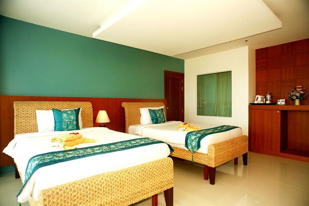 Chanalai Flora Resort, Kata Beach Exterior photo